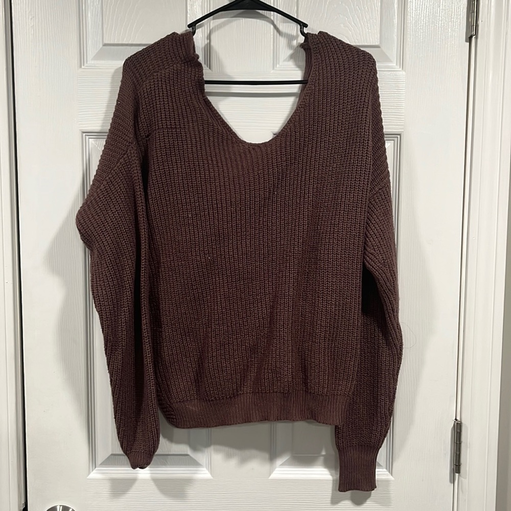 Sweater that is reversible